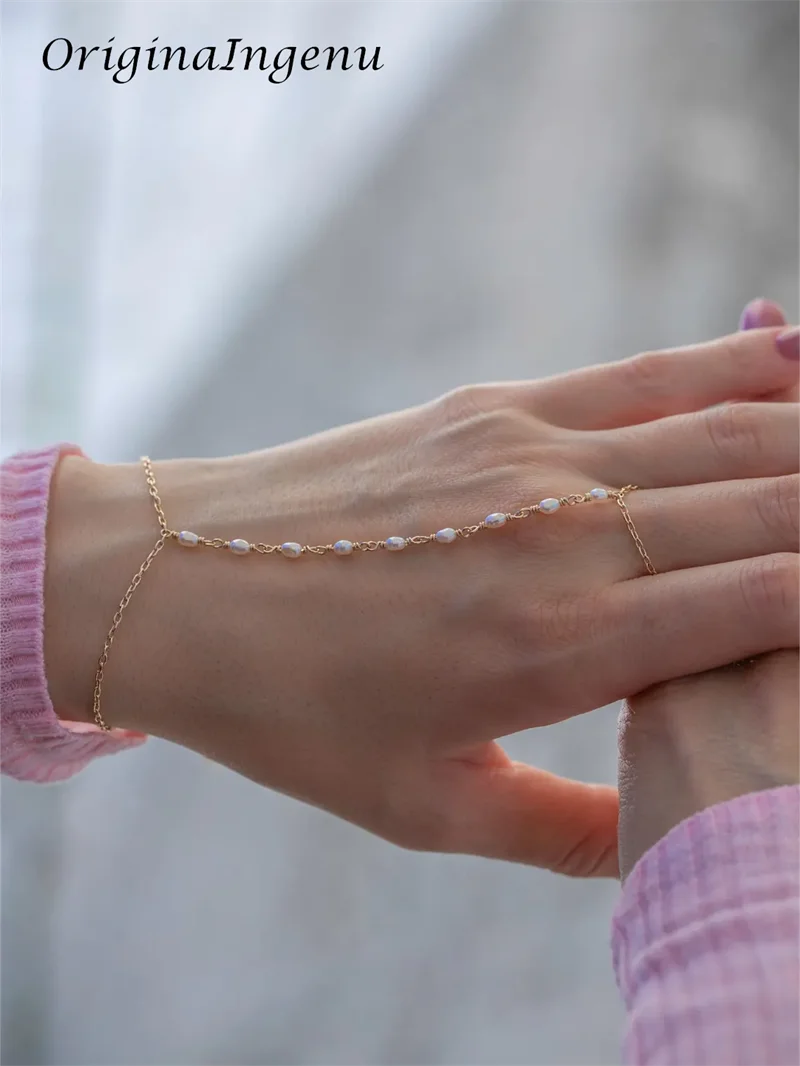 14k Gold filled Hand Chain Bracelet Minimalist Pearls Bracelet Hypoallergenic Jewelry Tarnish Resistant Jewelry for Women
14k Gold filled Hand Chain Bracelet Minimalist Pearls Bracelet Hypoallergenic Jewelry Tarnish Resistant Jewelry for Women