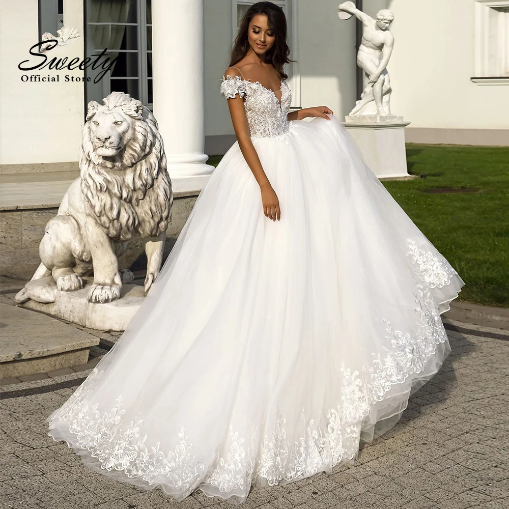 Elegant Wedding Dress Organza With Embroidery A-Line Ball Gown V-Neck Sleeveless Bride Gowns Button Robes De MariéE Customized
Elegant Wedding Dress Organza With Embroidery A-Line Ball Gown V-Neck Sleeveless Bride Gowns Button Robes De MariéE Customized