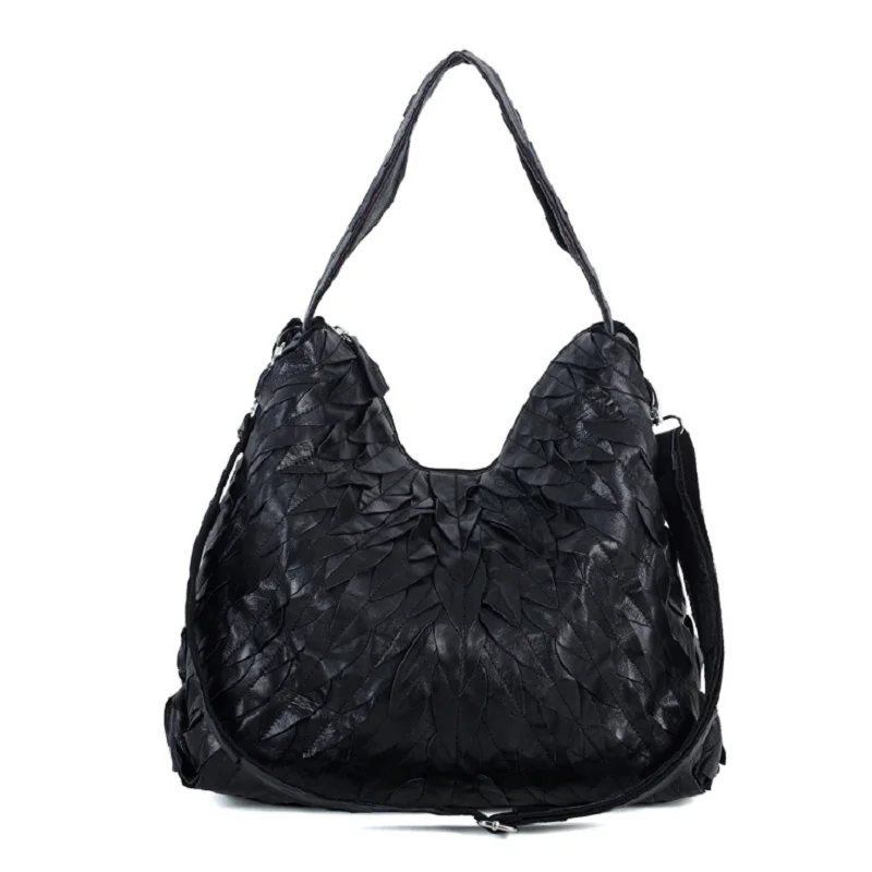 Trendy Commuter Sheepskin Dumpling Shaped Shoulder Bag Large Capacity Casual Crossbody Bag for Women with Soft Handle
Trendy Commuter Sheepskin Dumpling Shaped Shoulder Bag Large Capacity Casual Crossbody Bag for Women with Soft Handle