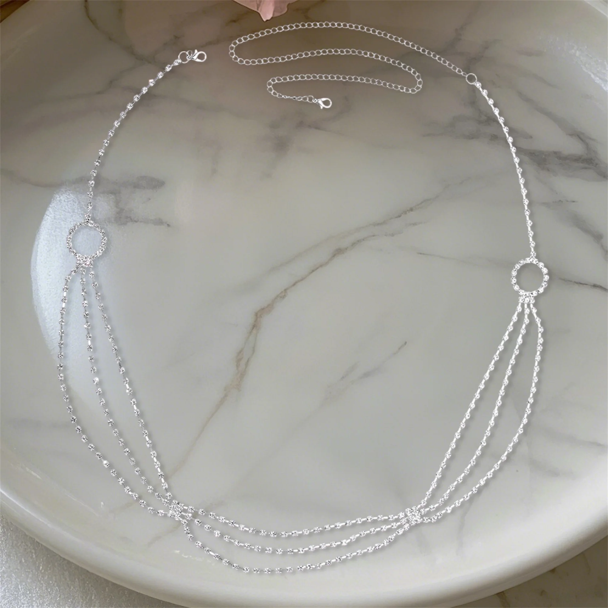 Женские многослойные поясные цепочки с украшением из кристаллов, мерцающие цепочки на живот, гламурный пояс, стильный аксессуар для украшения тела
Женские многослойные поясные цепочки с украшением из кристаллов, мерцающие цепочки на живот, гламурный пояс, стильный аксессуар для украшения тела