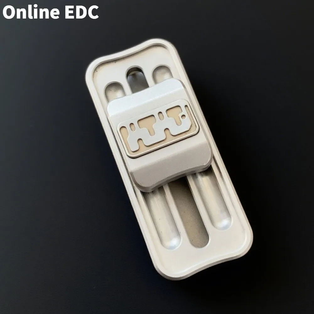 Использованные игрушки EDC BRAIN EDC, змея, кнопка, слайдер, титановая игрушка для снятия стресса для взрослых, портативный офис
Использованные игрушки EDC BRAIN EDC, змея, кнопка, слайдер, титановая игрушка для снятия стресса для взрослых, портативный офис