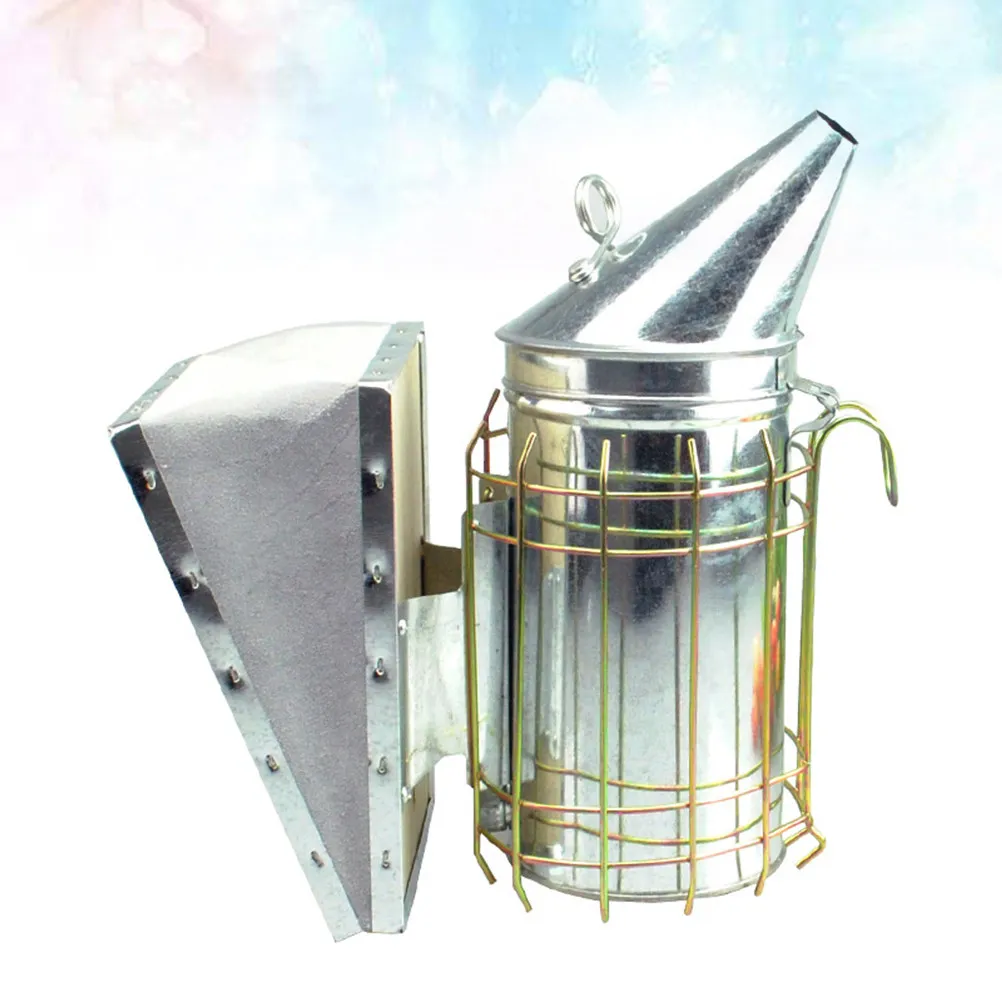 1Pcs High Quality Galvanized Bee Smoker Beekeeping Essential Tool Smoke Generator for Subduing Bees Inspecting Colonies Merging
1Pcs High Quality Galvanized Bee Smoker Beekeeping Essential Tool Smoke Generator for Subduing Bees Inspecting Colonies Merging