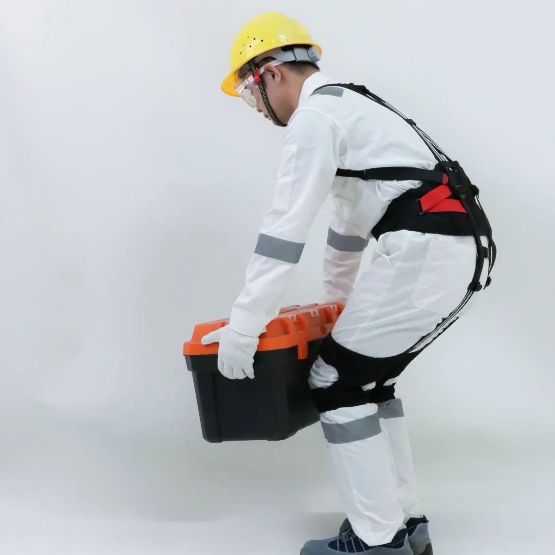 Lightweight Passive Exoskeleton Providing Support For Bending And All-weather Comfort Support Through A Power Band
Lightweight Passive Exoskeleton Providing Support For Bending And All-weather Comfort Support Through A Power Band