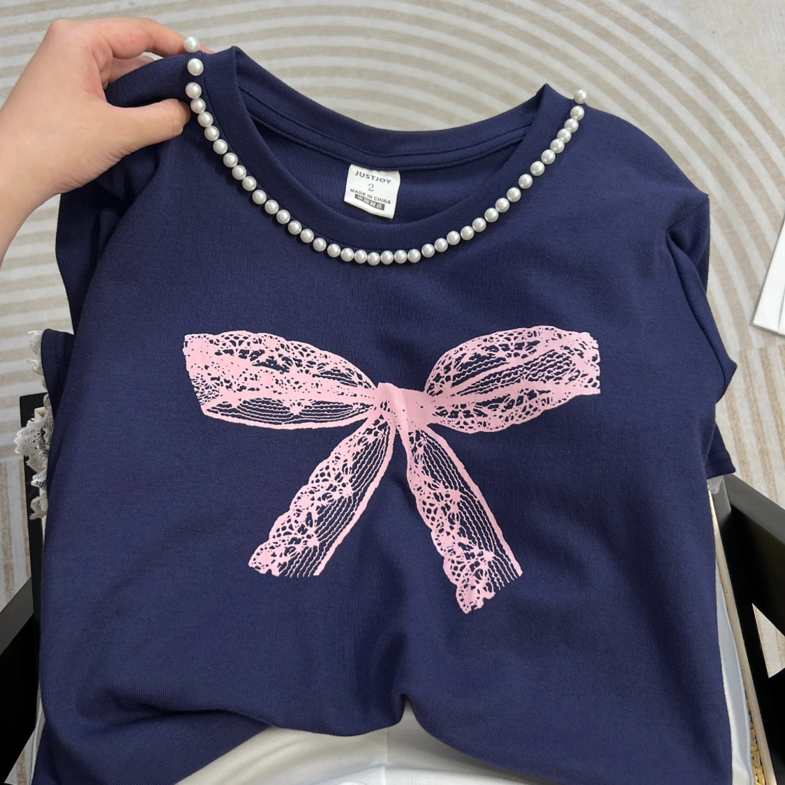 Summer 2025 Women's Loose Fit Color ort Sve T-irt Casual Comfortable plus Size Knot Top Korean Sle
Summer 2025 Women's Loose Fit Color ort Sve T-irt Casual Comfortable plus Size Knot Top Korean Sle