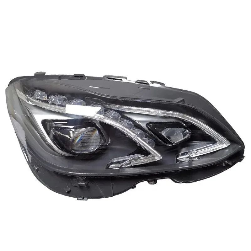 Applicable headlights, headlights, semi-assembly, easy to use, practical and durable, good quality
Applicable headlights, headlights, semi-assembly, easy to use, practical and durable, good quality