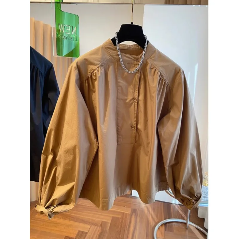 SuperAen Spring 2025 New Pullover Top Women's Long Sleeve Oversize Design Loose Casual Stand Collar Japan Style Top
SuperAen Spring 2025 New Pullover Top Women's Long Sleeve Oversize Design Loose Casual Stand Collar Japan Style Top