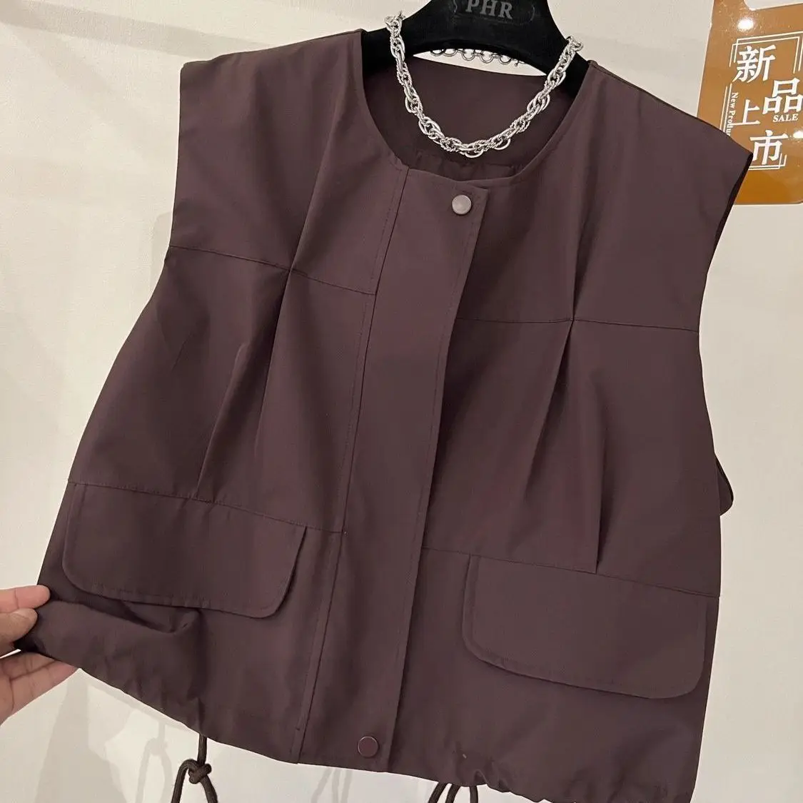 Ladies Vest Jacket 2026 Spring Summer Korean Version Elegant Women's Vest Coat Fashion High-end Drawstring Lady Waistcoat
Ladies Vest Jacket 2026 Spring Summer Korean Version Elegant Women's Vest Coat Fashion High-end Drawstring Lady Waistcoat