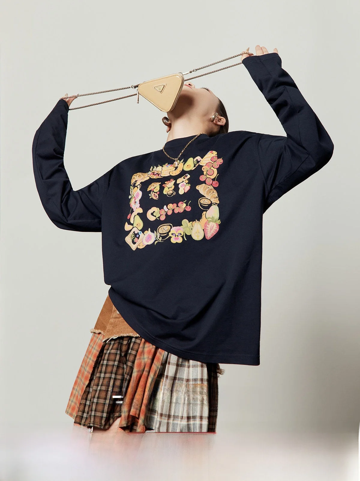 Loose Fit Women's Navy Blue T-Shirt Fruit Toast Lazy Style Spring 2026 New Arrival Versatile Top by Zhou Li Wu
Loose Fit Women's Navy Blue T-Shirt Fruit Toast Lazy Style Spring 2026 New Arrival Versatile Top by Zhou Li Wu