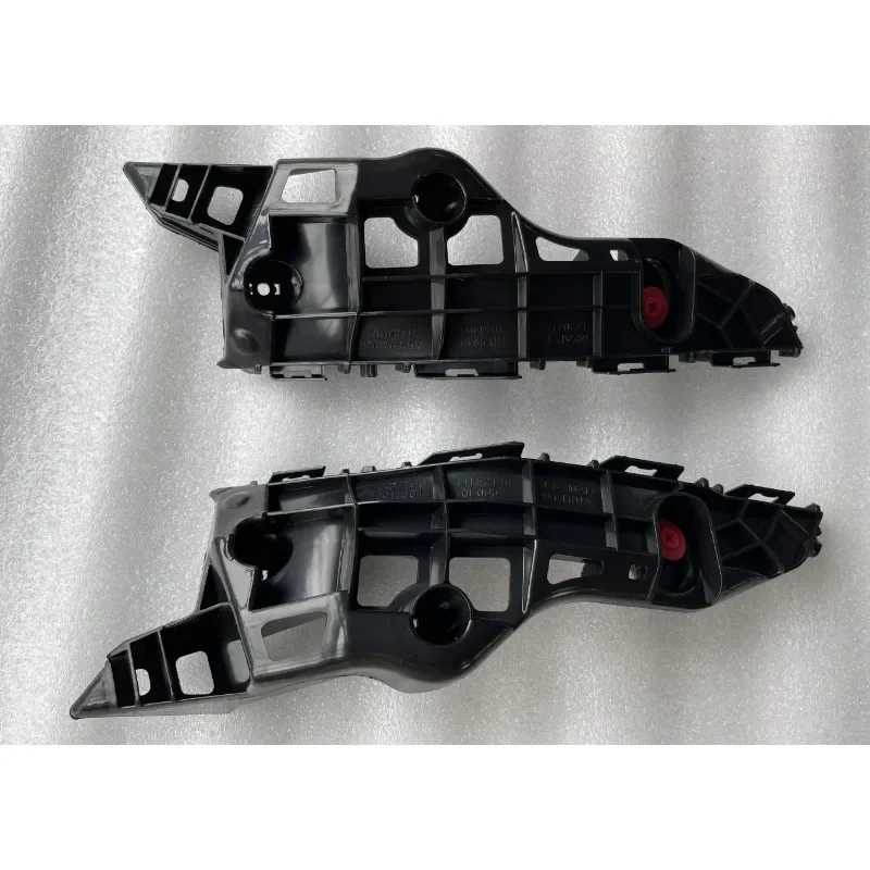1 PC 52146-0E090 52145-0E090 Front Bumper Bracket for TOYOTA Highlander 2017-2019
1 PC 52146-0E090 52145-0E090 Front Bumper Bracket for TOYOTA Highlander 2017-2019