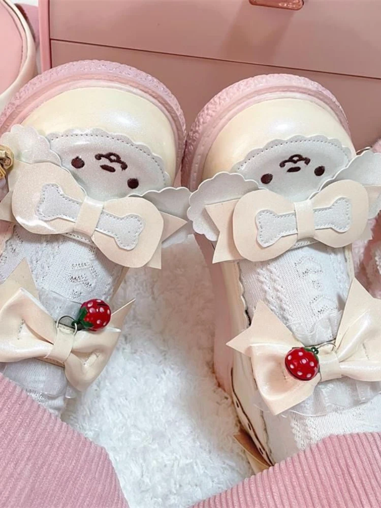 Autumn 2022 Lolita Kawaii Sandals Women Japanese Style Bow Design Sweet Flat-heeled Shoes Female Lace Round Toe Casual Shoes
Autumn 2022 Lolita Kawaii Sandals Women Japanese Style Bow Design Sweet Flat-heeled Shoes Female Lace Round Toe Casual Shoes