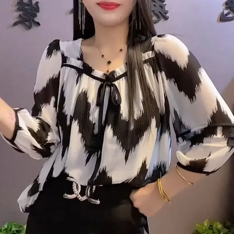 Elegant Square Collar Drawstring Bow Shirt Stylish Printed Loose Women's Clothing Spring 3/4 Sleeve Spliced Folds Blouse JJ93
Elegant Square Collar Drawstring Bow Shirt Stylish Printed Loose Women's Clothing Spring 3/4 Sleeve Spliced Folds Blouse JJ93