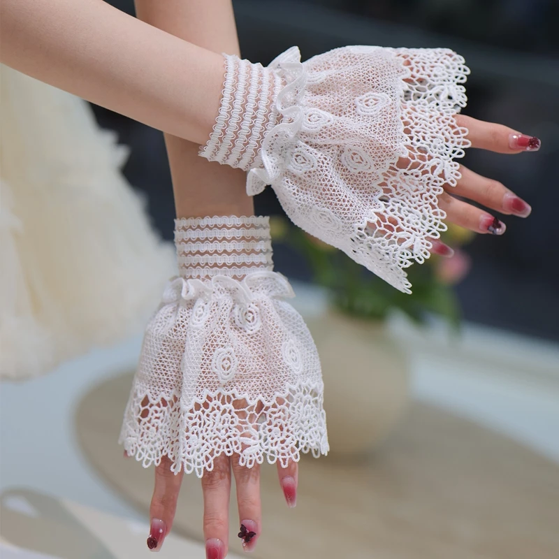 Lolita Detachable Hand Sleeves Bridal Wrist Decorative Fake Cuffs Lace Fingerless Gloves For Cosplay Party
Lolita Detachable Hand Sleeves Bridal Wrist Decorative Fake Cuffs Lace Fingerless Gloves For Cosplay Party
