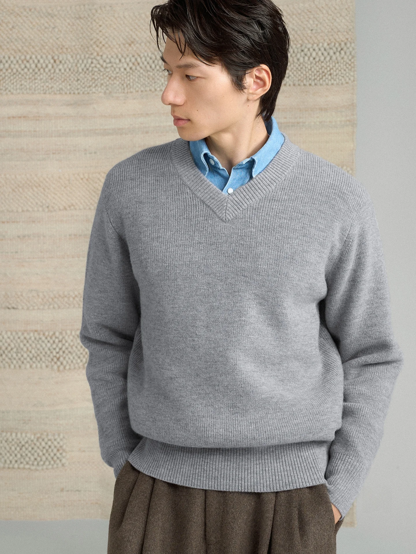 CULTUM Men's Woolen Knitted Sweater V-Neck Warm Casual Style Autumn Winter Fashion Versatile Classic Simple Design 100% Wool
CULTUM Men's Woolen Knitted Sweater V-Neck Warm Casual Style Autumn Winter Fashion Versatile Classic Simple Design 100% Wool