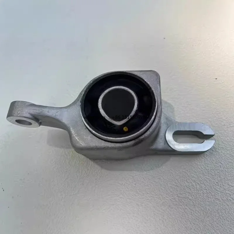 Aluminum bracket large cut swing arm bushing lower arm rubber sleeve
Aluminum bracket large cut swing arm bushing lower arm rubber sleeve