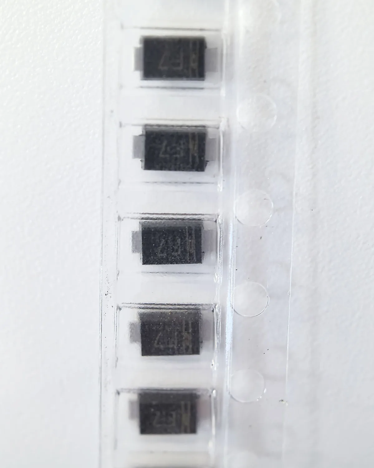 FR107W F7 SOD-123 1A 1000V Стеклянный пассивированный диод быстрого восстановления FR107
FR107W F7 SOD-123 1A 1000V Стеклянный пассивированный диод быстрого восстановления FR107