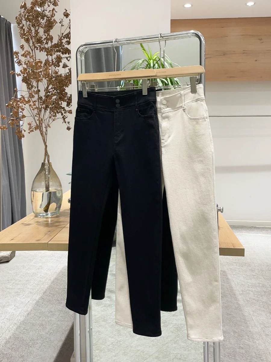 Noxiao La Authentic Winter 2025 Fleece Lined Straight Leg Jeans High Waist Zipper Closure Casual Style Pure Color Black White
Noxiao La Authentic Winter 2025 Fleece Lined Straight Leg Jeans High Waist Zipper Closure Casual Style Pure Color Black White