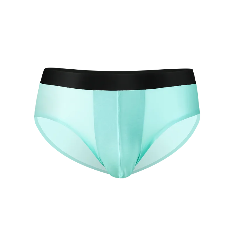 Men's summer ice silk thin breathable triangle shorts graphene antibacterial inner crotch U convex sexy ice shorts
Men's summer ice silk thin breathable triangle shorts graphene antibacterial inner crotch U convex sexy ice shorts