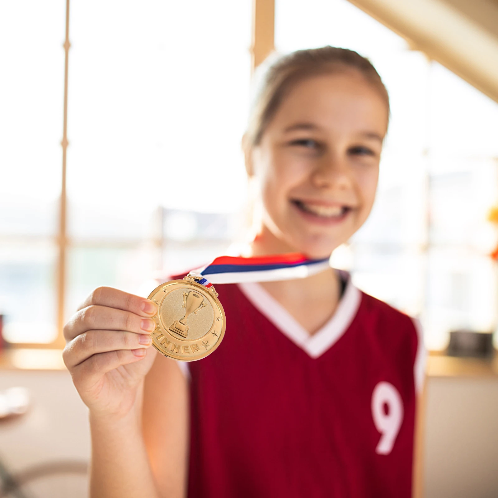 6Pcs Award Medals Decorative Plastic Sports Day Medals Kids Party Prize Medals for Awards Competition Sport Medals
6Pcs Award Medals Decorative Plastic Sports Day Medals Kids Party Prize Medals for Awards Competition Sport Medals
