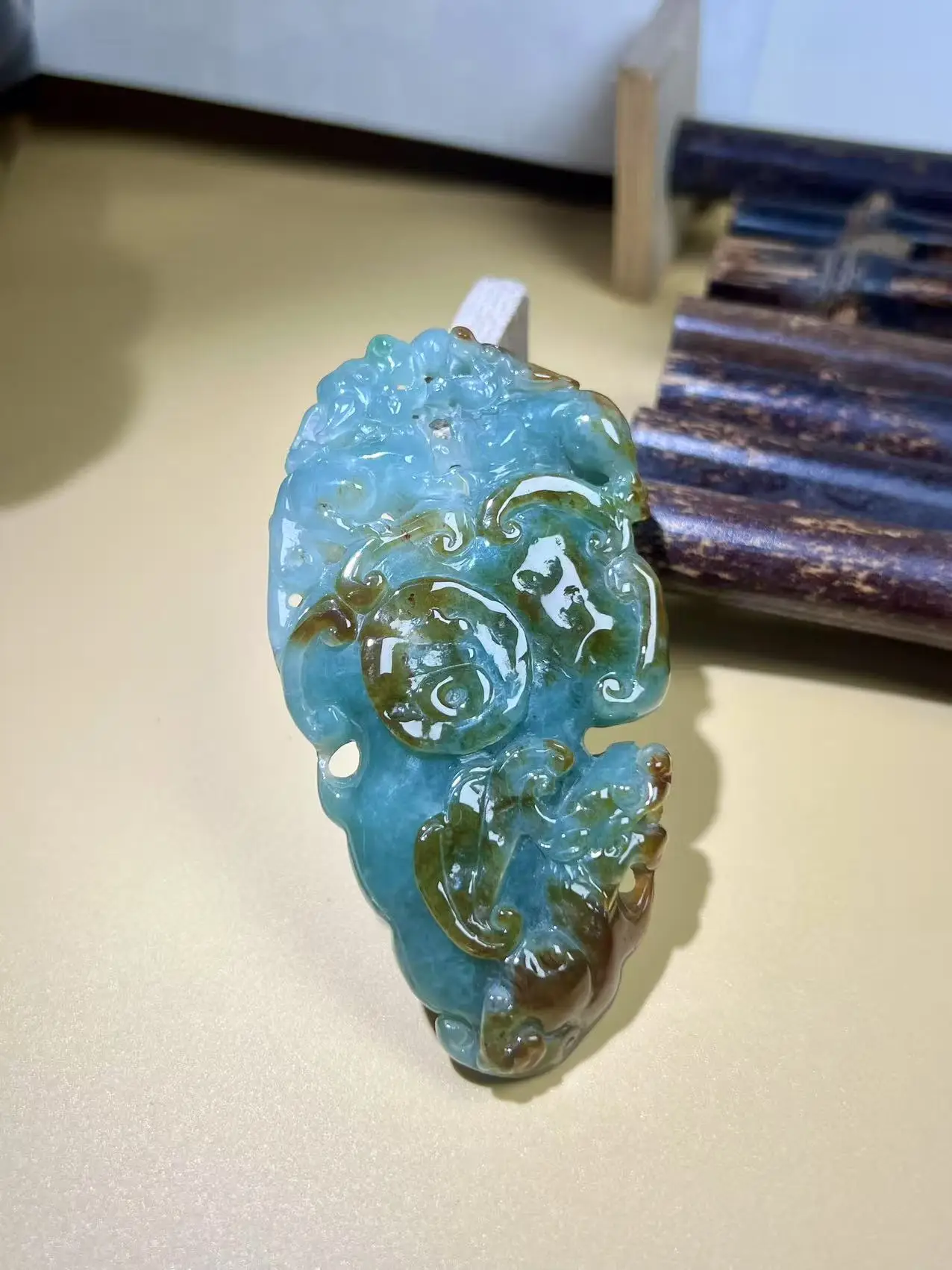 Natural Grade A Tricolor Jade Dragon Pendant – Sky Blue & Yellow Antique Style - Hand-Carved Jadeite Necklace -Classical Jewerly
Natural Grade A Tricolor Jade Dragon Pendant – Sky Blue & Yellow Antique Style - Hand-Carved Jadeite Necklace -Classical Jewerly