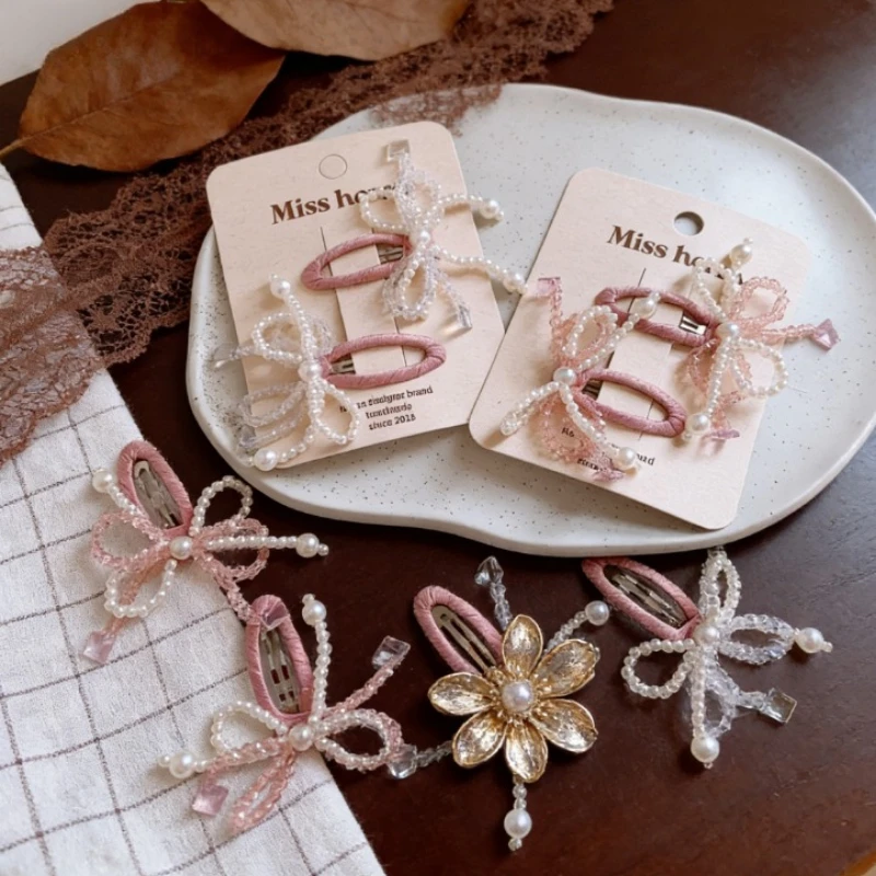 Pearl Crystal Bow Hair Clips for Girls Solid Color Side Baby BB Clips Mother Daughter Matching Bangs Barrettes Hair Accessories
Pearl Crystal Bow Hair Clips for Girls Solid Color Side Baby BB Clips Mother Daughter Matching Bangs Barrettes Hair Accessories