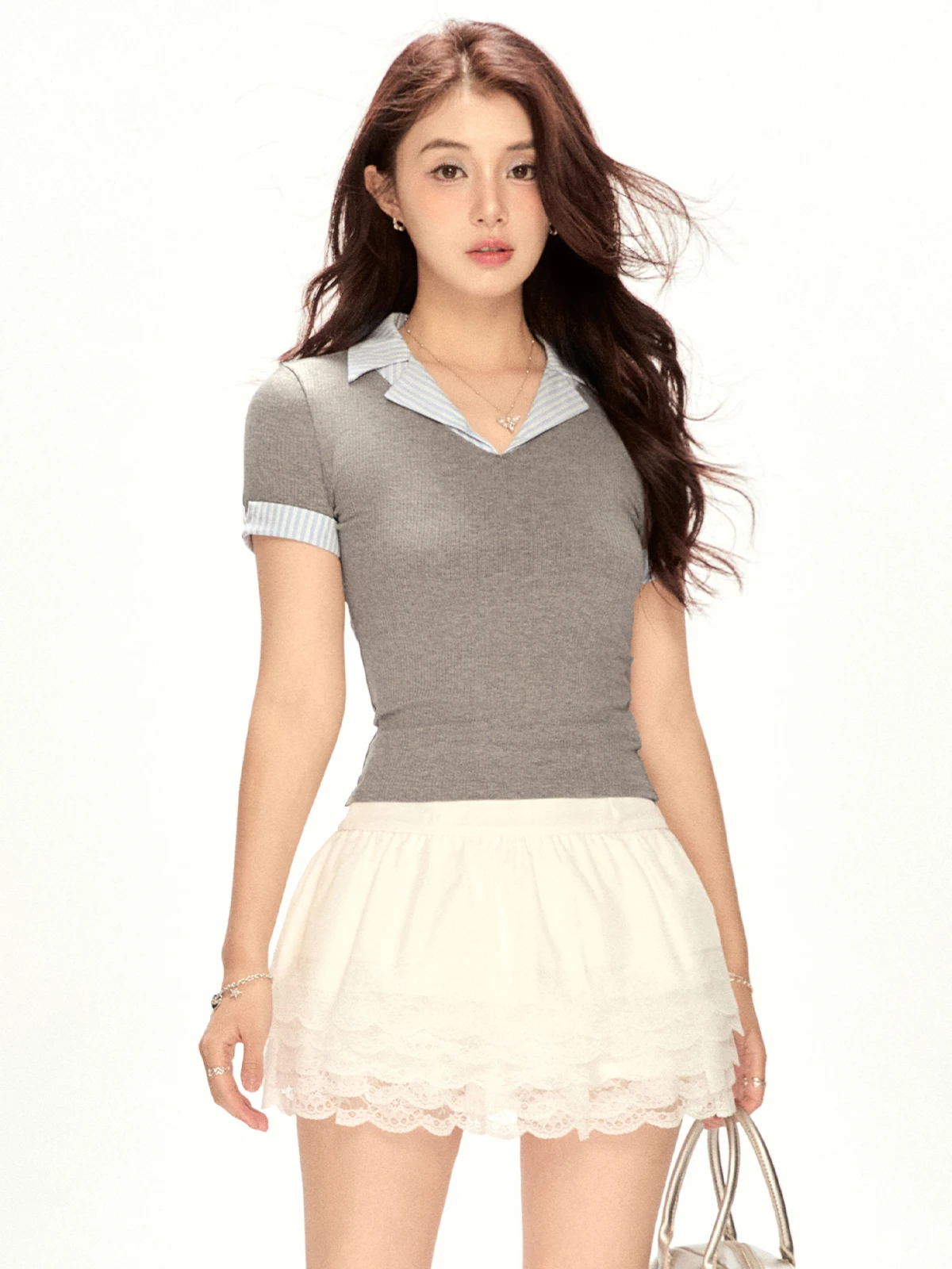 Женская футболка Slim Fit с контрастными вставками и эффектом двухслойности, с воротником, летняя новинка, модный дизайн
Женская футболка Slim Fit с контрастными вставками и эффектом двухслойности, с воротником, летняя новинка, модный дизайн