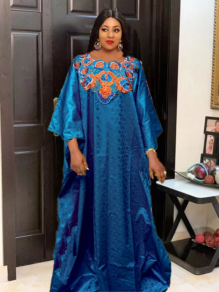 Bazin Long Robe Dress for Daily Parties: Best-Selling, Quality Garment for Everyday and Birthday Gatherings
Bazin Long Robe Dress for Daily Parties: Best-Selling, Quality Garment for Everyday and Birthday Gatherings