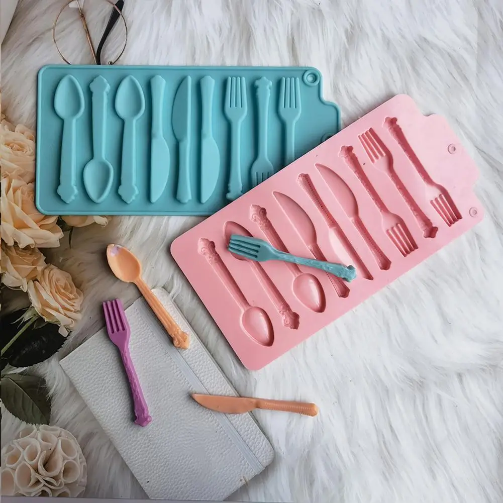 Chocolate Mold Reusable Spoon Mold Portable Clear Texture Useful 3D Spoon Shaped Silicone Mold DIY Fondant Chocolate Mold
Chocolate Mold Reusable Spoon Mold Portable Clear Texture Useful 3D Spoon Shaped Silicone Mold DIY Fondant Chocolate Mold