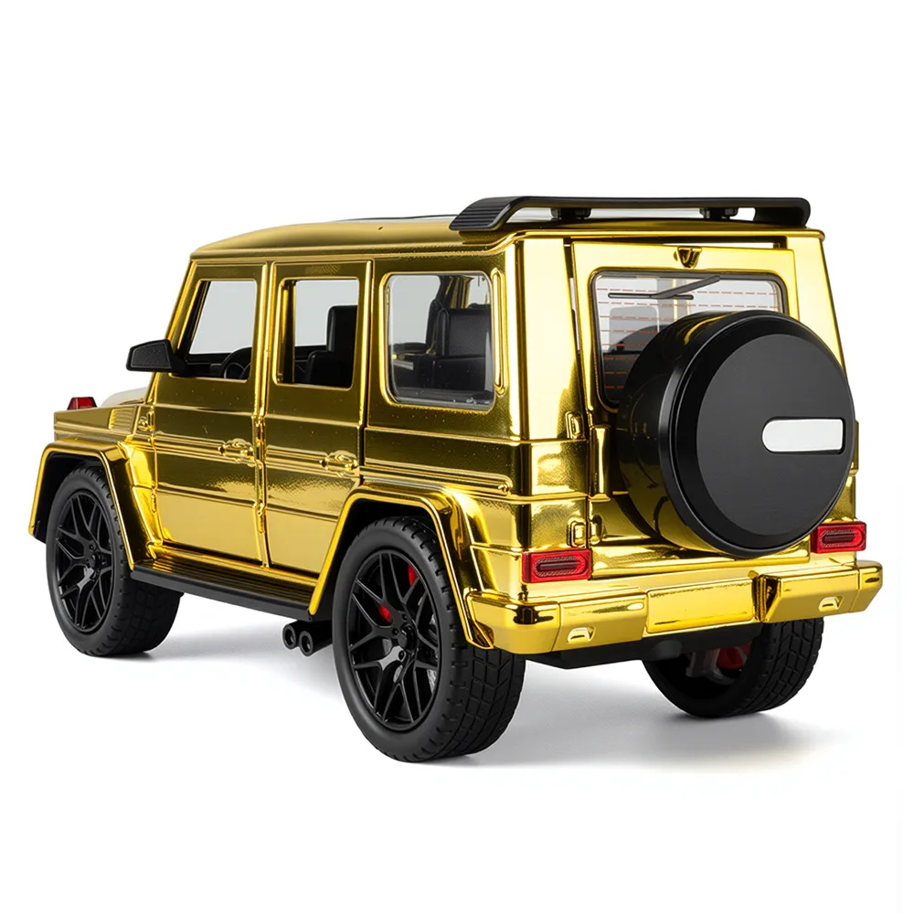 Simulation 1:24 electroplated G63 alloy off-road vehicle model ornament toy boy gift
Simulation 1:24 electroplated G63 alloy off-road vehicle model ornament toy boy gift