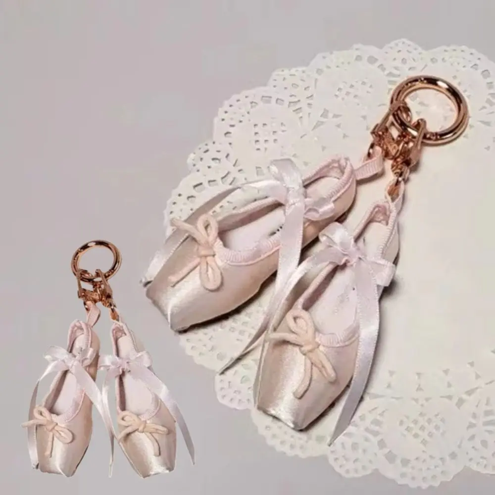 Bag Pendant Ballet Shoes Keychain Phone Charm Handmade Mini Ballet Shoes Pendant Elegant Pink Color Ballet Shoes Key Holder
Bag Pendant Ballet Shoes Keychain Phone Charm Handmade Mini Ballet Shoes Pendant Elegant Pink Color Ballet Shoes Key Holder