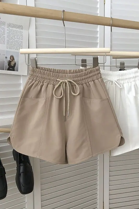 Женские шорты большого размера, мешковатые, широкие, с высокой талией, свободные, непринужденные, повседневные, для отдыха, модные, повседневные, удобные, хлопковые
Женские шорты большого размера, мешковатые, широкие, с высокой талией, свободные, непринужденные, повседневные, для отдыха, модные, повседневные, удобные, хлопковые