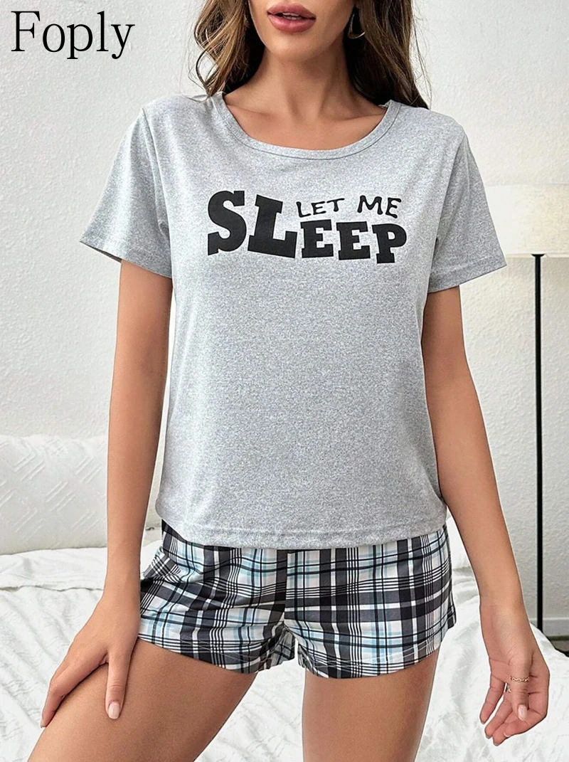 Women's Summer Sleepwear Pink Cow Print Satin Lounge Set Short Sleeve Crew Neck T-Shirt And Elastic Shorts Soft Cozy Loungewear
Women's Summer Sleepwear Pink Cow Print Satin Lounge Set Short Sleeve Crew Neck T-Shirt And Elastic Shorts Soft Cozy Loungewear