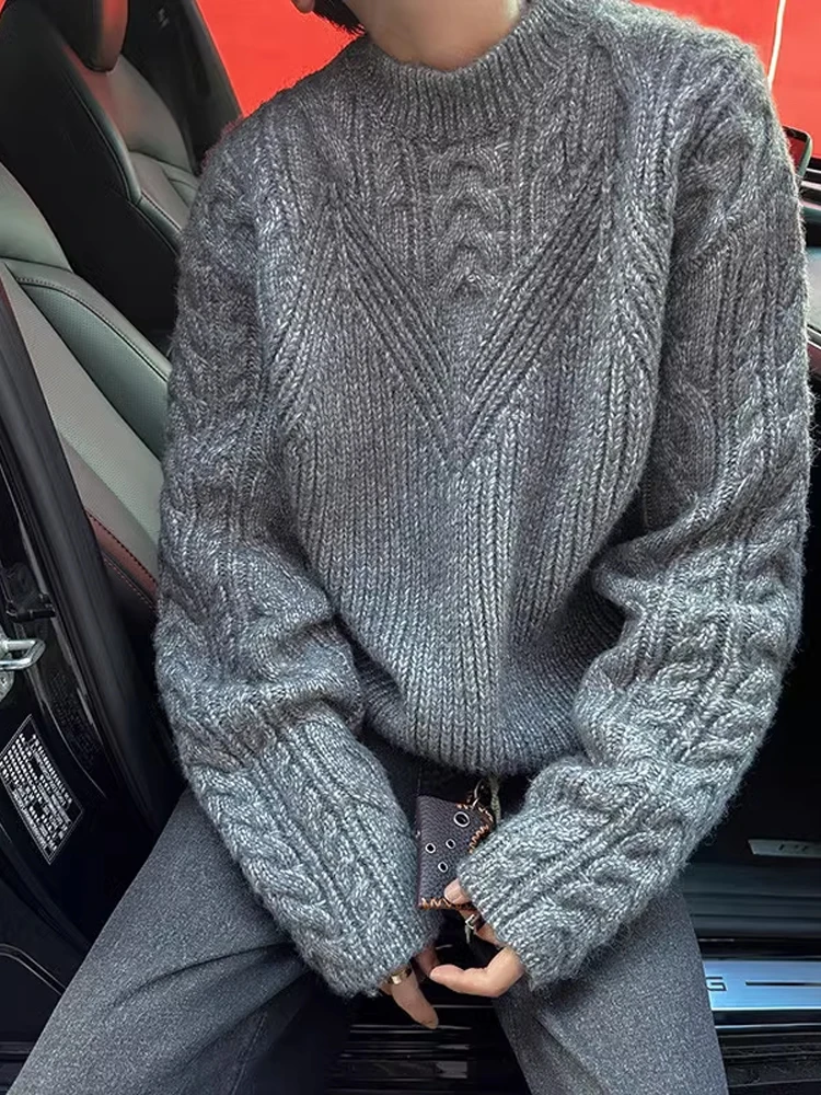 Мужской вязаный свитер в американском ретро-стиле, осенне-зимний, корейский, в стиле оверсайз, с узором «косы», худи для пар, удобная верхняя одежда из полиэстера
Мужской вязаный свитер в американском ретро-стиле, осенне-зимний, корейский, в стиле оверсайз, с узором «косы», худи для пар, удобная верхняя одежда из полиэстера