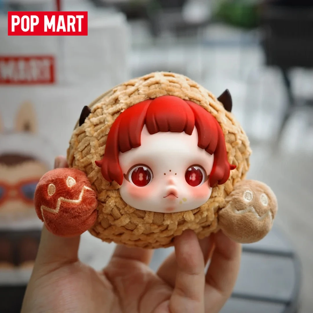 POP MART Skullpanda «Вы нашел меня!» Серия, оригинальный чехол для наушников, виниловое лицо, плюшевая кукла, кулон, коллекции, новогодний подарок, игрушки
POP MART Skullpanda «Вы нашел меня!» Серия, оригинальный чехол для наушников, виниловое лицо, плюшевая кукла, кулон, коллекции, новогодний подарок, игрушки