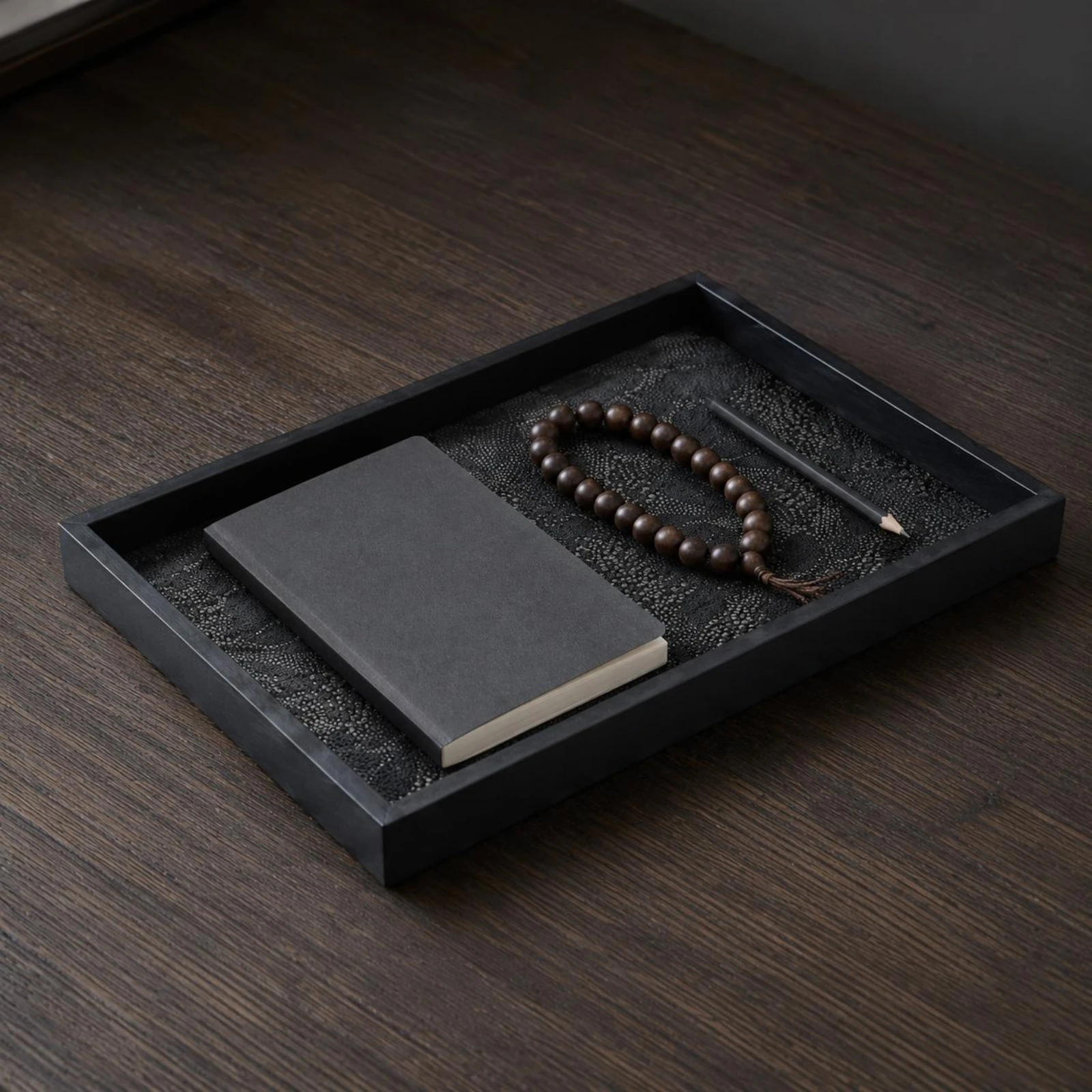 Wave Pattern Tray High-End Look Chinese Design Tray Home Decor Item Multipurpose Easy to Clean for Hotel
Wave Pattern Tray High-End Look Chinese Design Tray Home Decor Item Multipurpose Easy to Clean for Hotel
