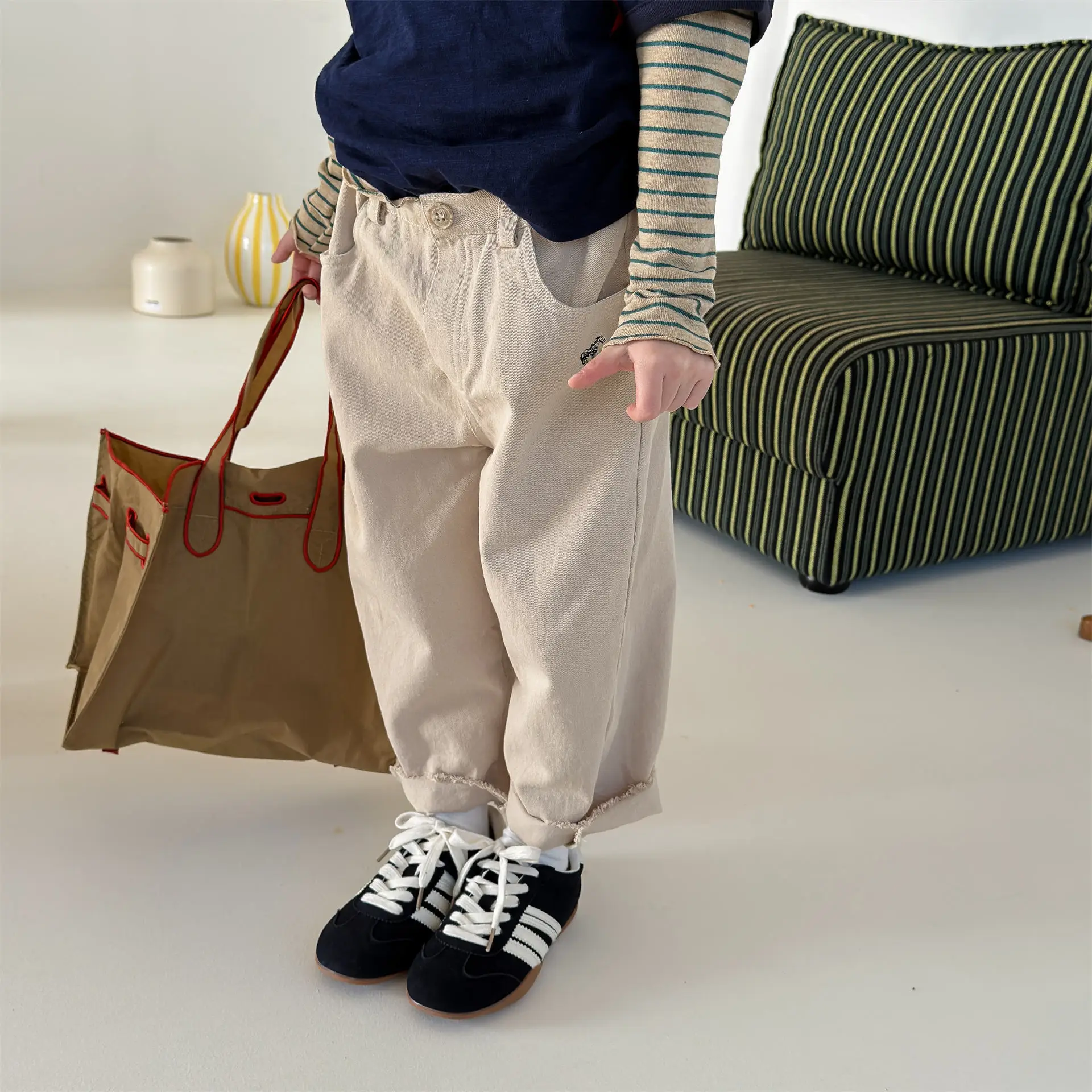 2026 Spring New Children Trousers Cotton Boys Fashion Harem Pants Cute Embroidery Girls Casual Pants Kids Toddler Clothes
2026 Spring New Children Trousers Cotton Boys Fashion Harem Pants Cute Embroidery Girls Casual Pants Kids Toddler Clothes