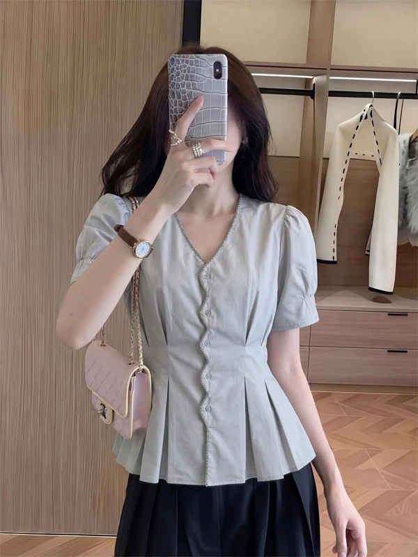 Grey Slimming Color Waist-Cinching Shirt Women's Spring Summer New Commute Short Sleeve Large Size Top Fashionable Casu...
Grey Slimming Color Waist-Cinching Shirt Women's Spring Summer New Commute Short Sleeve Large Size Top Fashionable Casu...