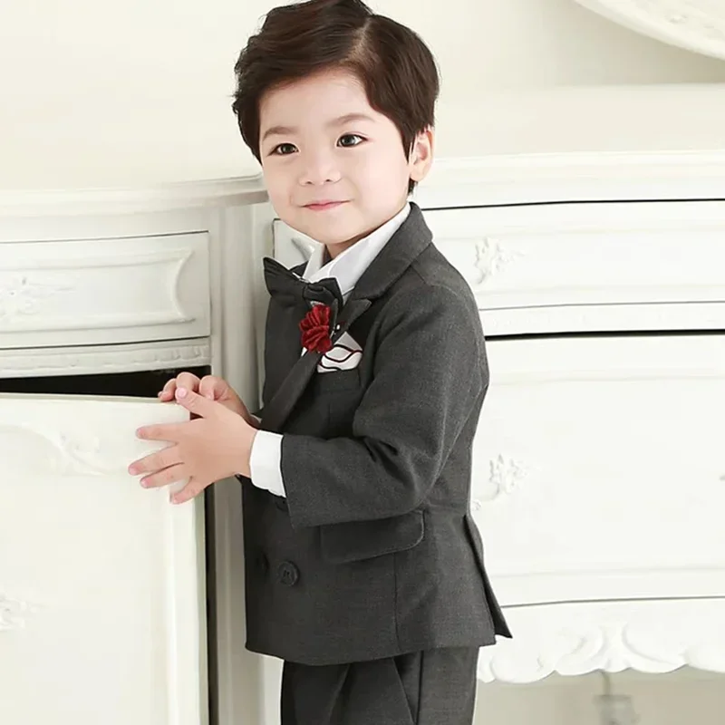 Boys Suit 3 Piece Jacket Pants Vest Formal Slim Design Blazer for Kids Wedding Tuxedo Business Clothing 1-6 Year Birthday Dress
Boys Suit 3 Piece Jacket Pants Vest Formal Slim Design Blazer for Kids Wedding Tuxedo Business Clothing 1-6 Year Birthday Dress