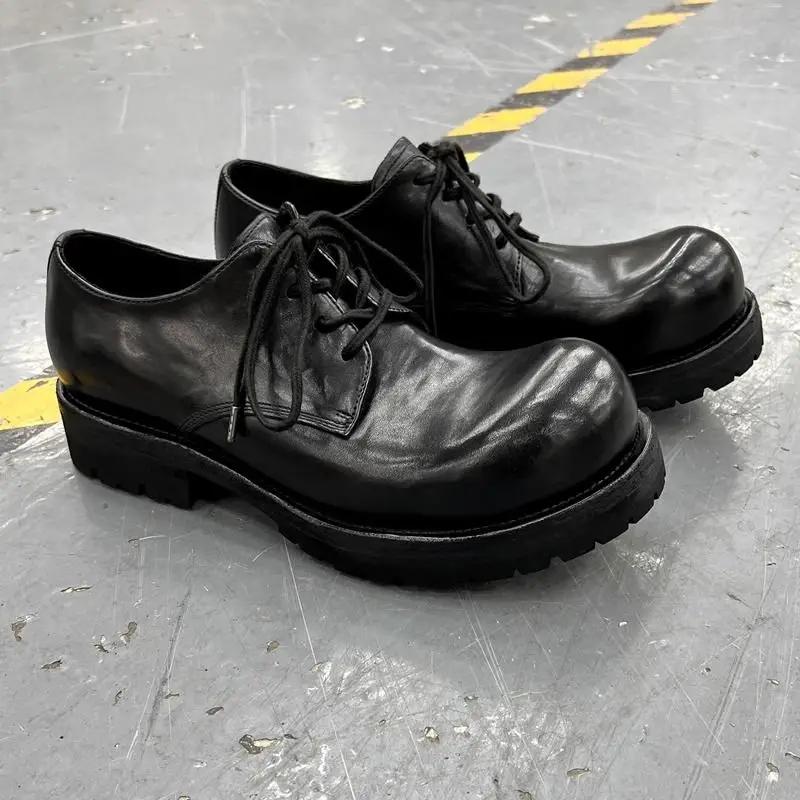 Trendy Men's Shoes with Lifted Heads Thick Bottom Casual Shoes British Style Workwear Shoes for Commuting
Trendy Men's Shoes with Lifted Heads Thick Bottom Casual Shoes British Style Workwear Shoes for Commuting