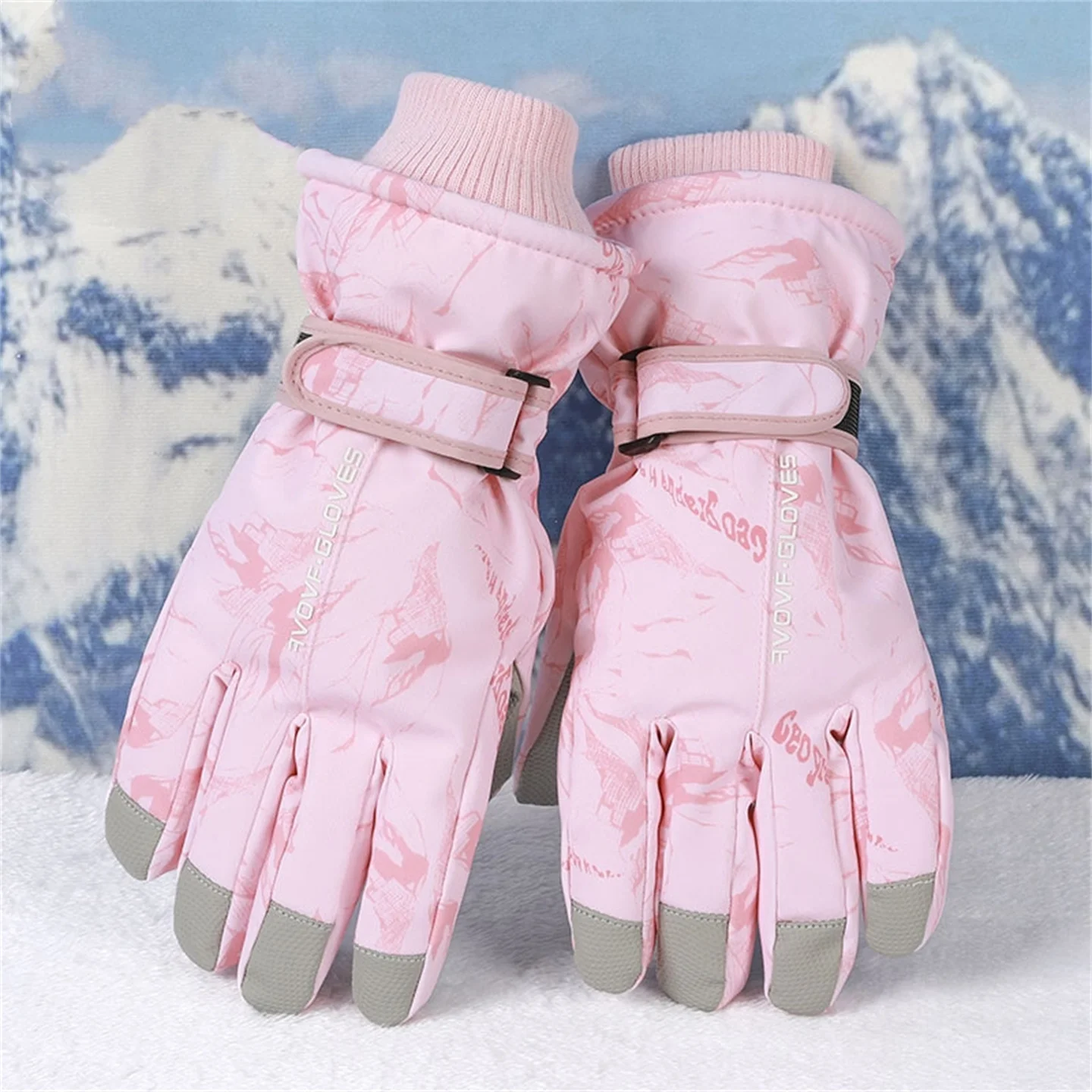 Winter Skiing Women's Outdoor Thickened Velvet Cold-Proof Windproof Cycling Sports Touch Screen Non-Slip Water-Proof Warm Gloves
Winter Skiing Women's Outdoor Thickened Velvet Cold-Proof Windproof Cycling Sports Touch Screen Non-Slip Water-Proof Warm Gloves