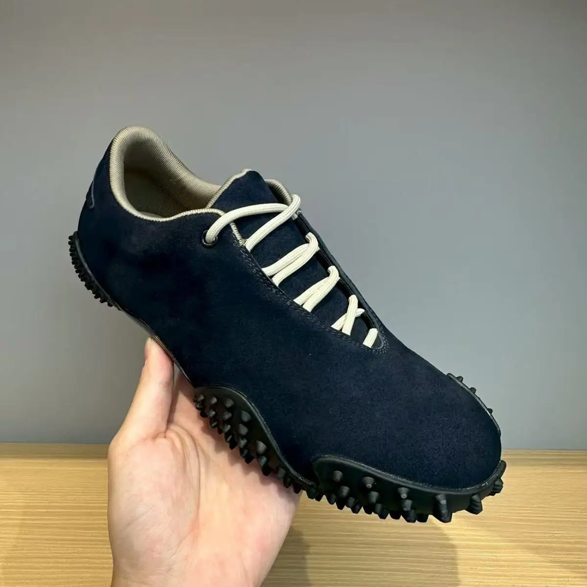 Men's Hiking Boots & Mountaineering Footwear Unisex Outdoor Rock Climbing & Walking Sports Shoes Walking & Athletic Footwear
Men's Hiking Boots & Mountaineering Footwear Unisex Outdoor Rock Climbing & Walking Sports Shoes Walking & Athletic Footwear