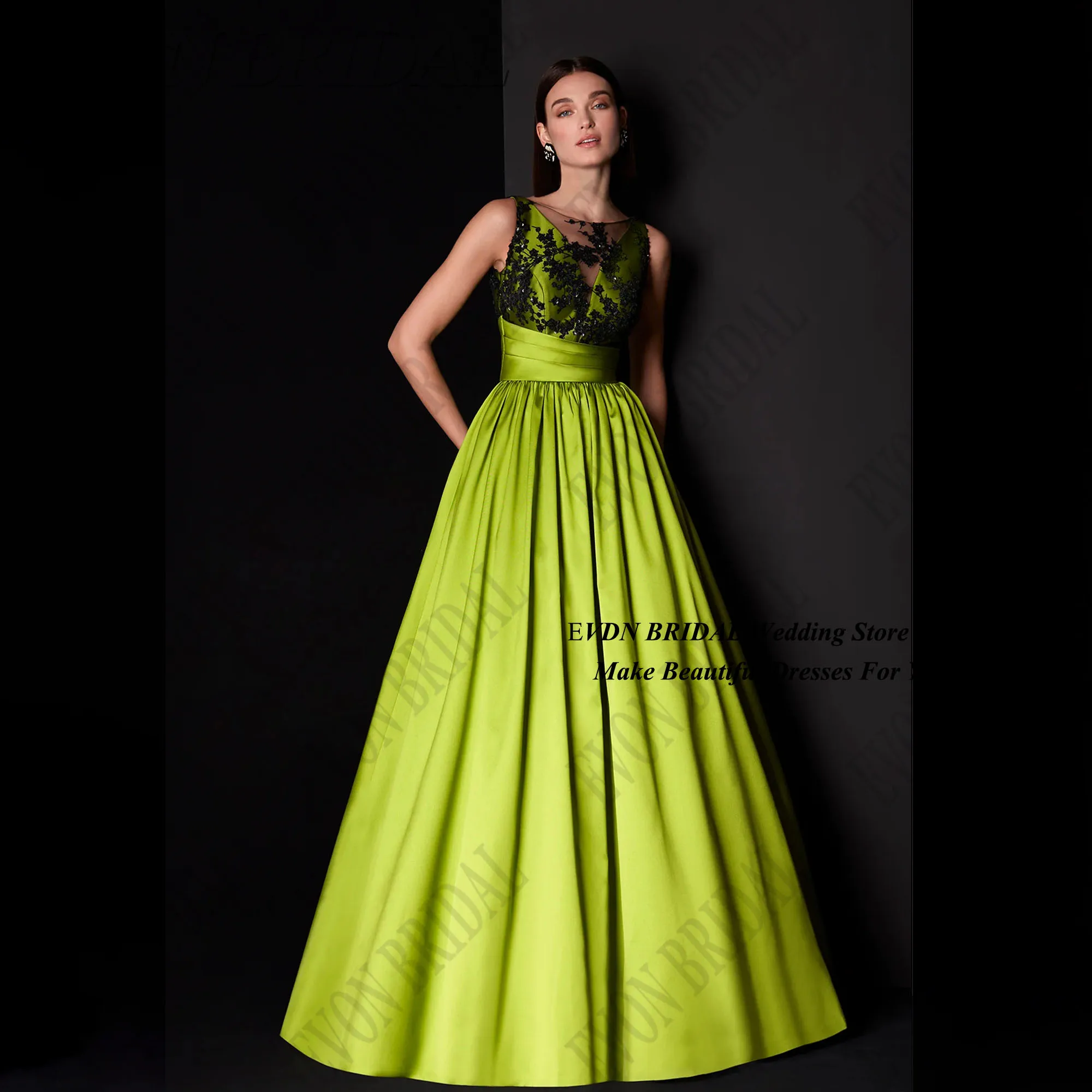 EVON BRIDAL A-Line Appliques Evening Dresses Sleeveless Backless Satin Prom Gowns O-Neck Floor Length robes de soirée Customized
EVON BRIDAL A-Line Appliques Evening Dresses Sleeveless Backless Satin Prom Gowns O-Neck Floor Length robes de soirée Customized
