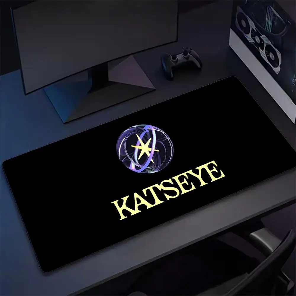 Коврик для мыши POP KATSEYE Очень большой коврик для мыши для игр, гладкая поверхность, нескользящий, удобный, прочный настольный коврик
Коврик для мыши POP KATSEYE Очень большой коврик для мыши для игр, гладкая поверхность, нескользящий, удобный, прочный настольный коврик