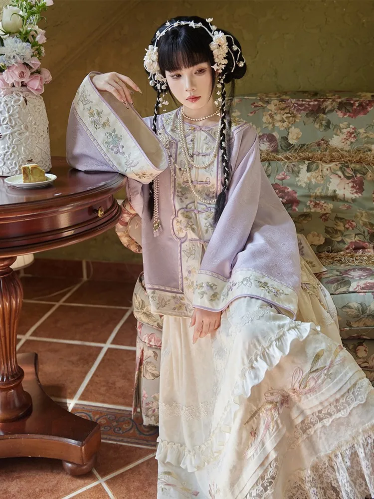 New Chinese-style Han women's embroidered front-opening blouse antique dress paired with skirt Hanfu
New Chinese-style Han women's embroidered front-opening blouse antique dress paired with skirt Hanfu