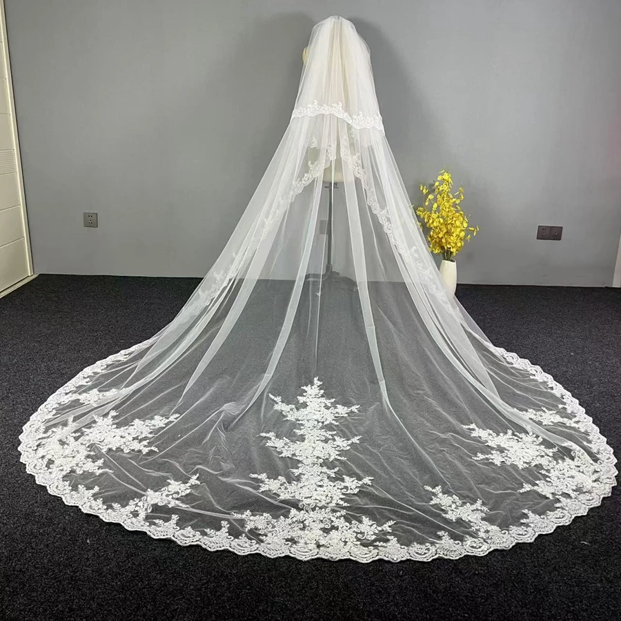 New Arrival White Ivory Cathedral wedding veils Lace Appliques Sexy Bride velos novia wedding accessories Two Layers Bridal Veil
New Arrival White Ivory Cathedral wedding veils Lace Appliques Sexy Bride velos novia wedding accessories Two Layers Bridal Veil