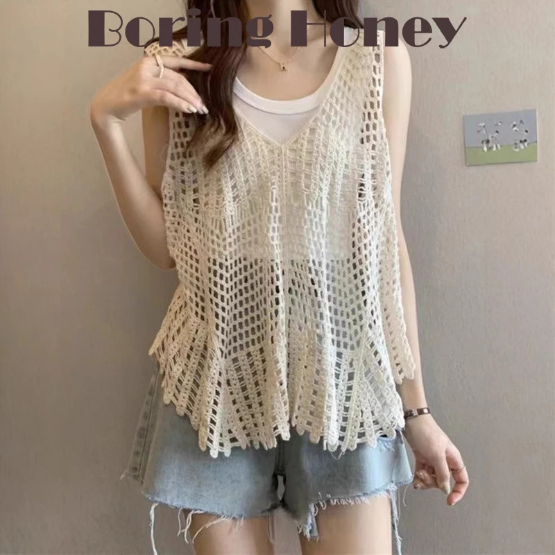 Boring Honey Women Top Fashion Solid Colour V-Neck Blouses Sleeveless top Hollow Out Women Clothing Loose Comfortable Tops Women
Boring Honey Women Top Fashion Solid Colour V-Neck Blouses Sleeveless top Hollow Out Women Clothing Loose Comfortable Tops Women