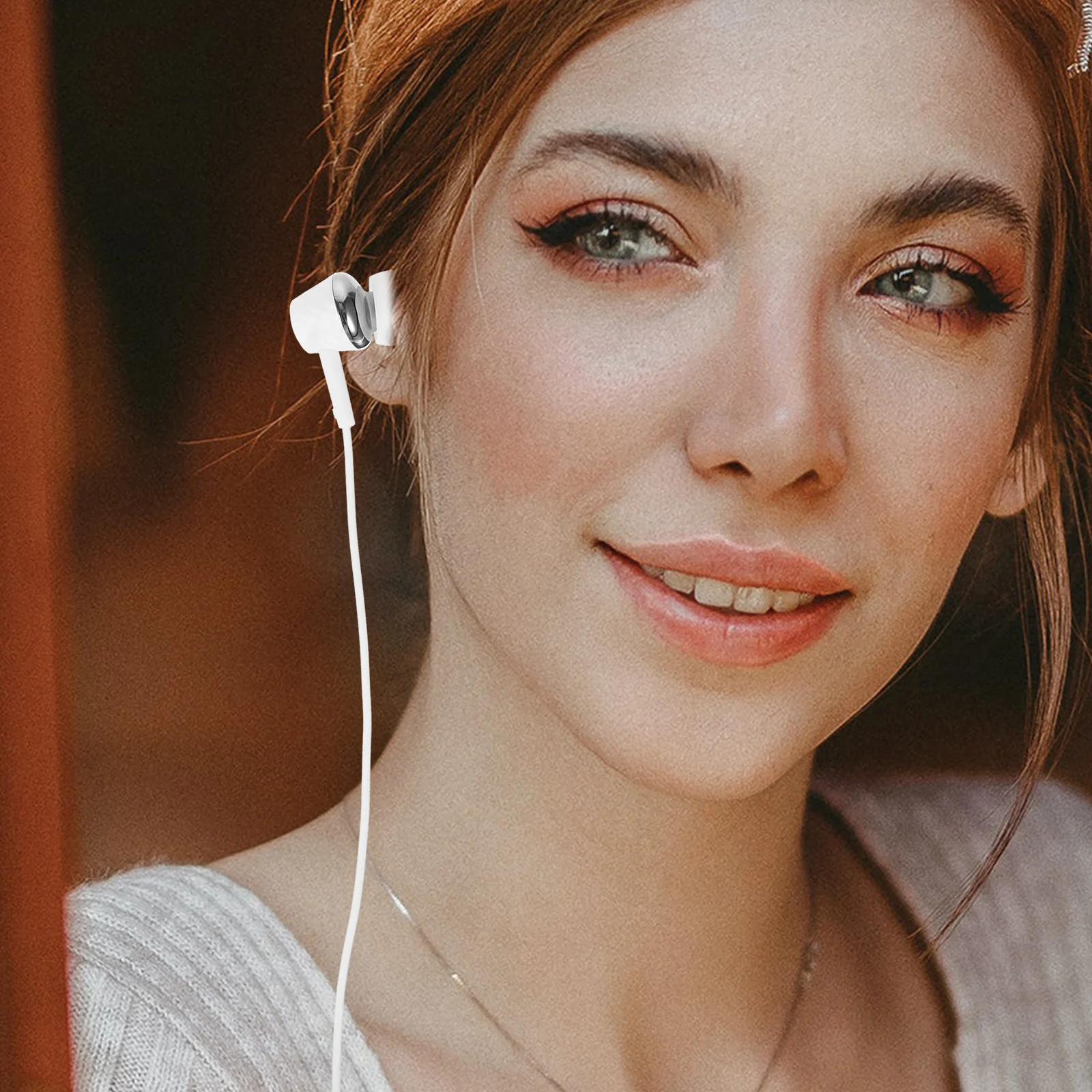 1 set 1 Set In-Ear Headphones With Microphone Bass Stereo Sound Lightweight Wire-Controlled Earbuds For Daily Use Silver
1 set 1 Set In-Ear Headphones With Microphone Bass Stereo Sound Lightweight Wire-Controlled Earbuds For Daily Use Silver