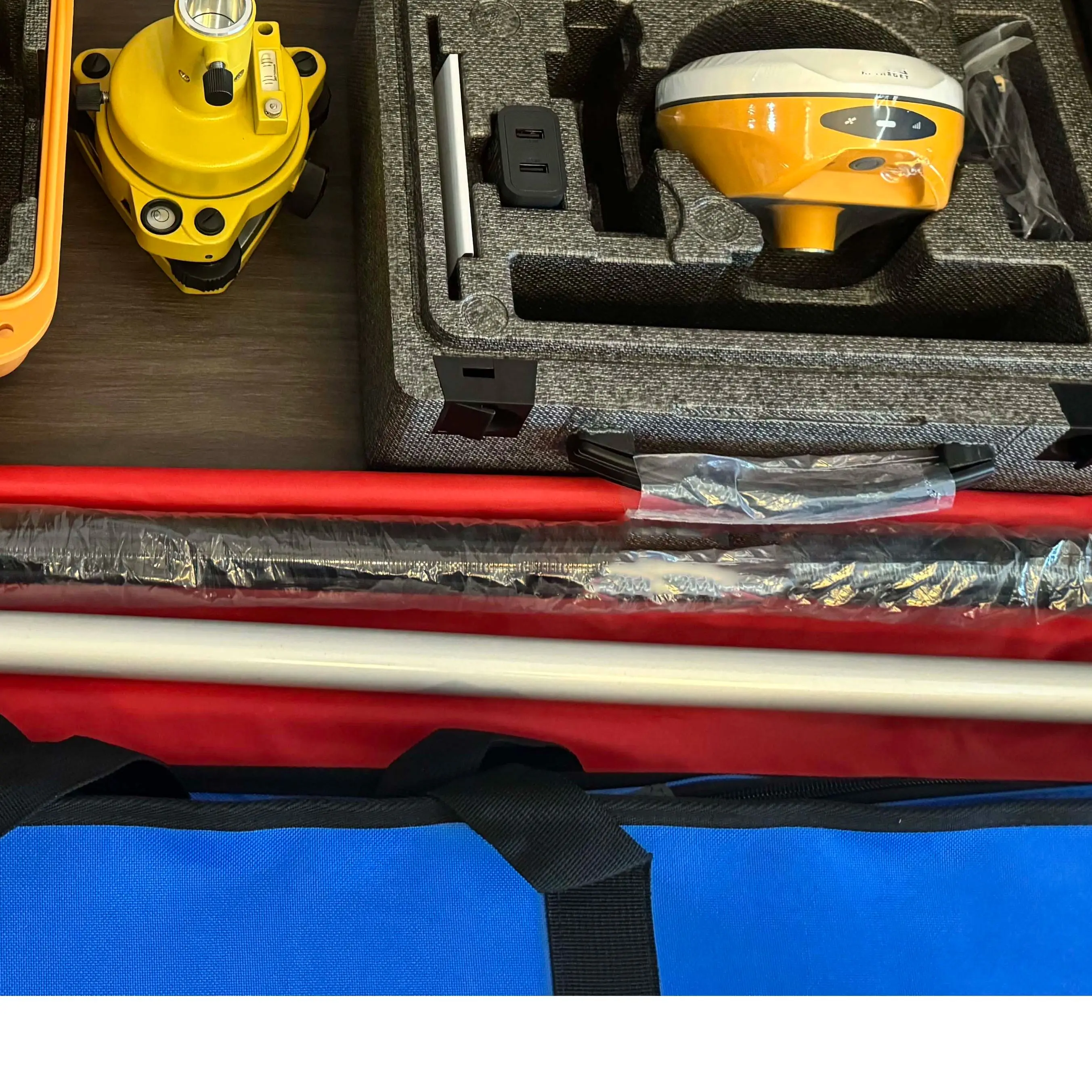 Быстрая фиксированная одна камера Imu 1408-канальная внутренняя радиостанция UHF База для хай-оборудования и набор Rover Gnss Rtk V300 Plus
Быстрая фиксированная одна камера Imu 1408-канальная внутренняя радиостанция UHF База для хай-оборудования и набор Rover Gnss Rtk V300 Plus