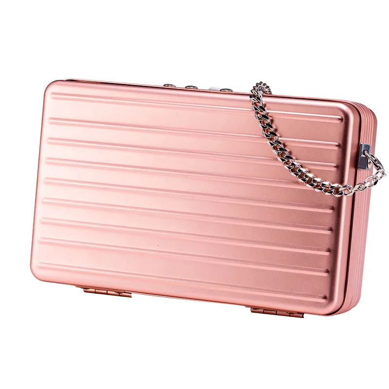 All aluminum magnesium alloy, vanity case, chain, messenger bag, single shoulder.
All aluminum magnesium alloy, vanity case, chain, messenger bag, single shoulder.
