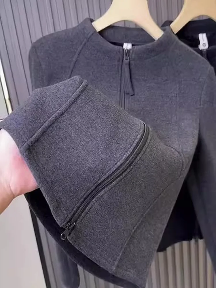 Korean Style Grey Fleece Lined Thickened Zipper Sweatshirt Women's Autumn Winter Slim Fit Short Cardigan Coat Inner Wear Base...
Korean Style Grey Fleece Lined Thickened Zipper Sweatshirt Women's Autumn Winter Slim Fit Short Cardigan Coat Inner Wear Base...