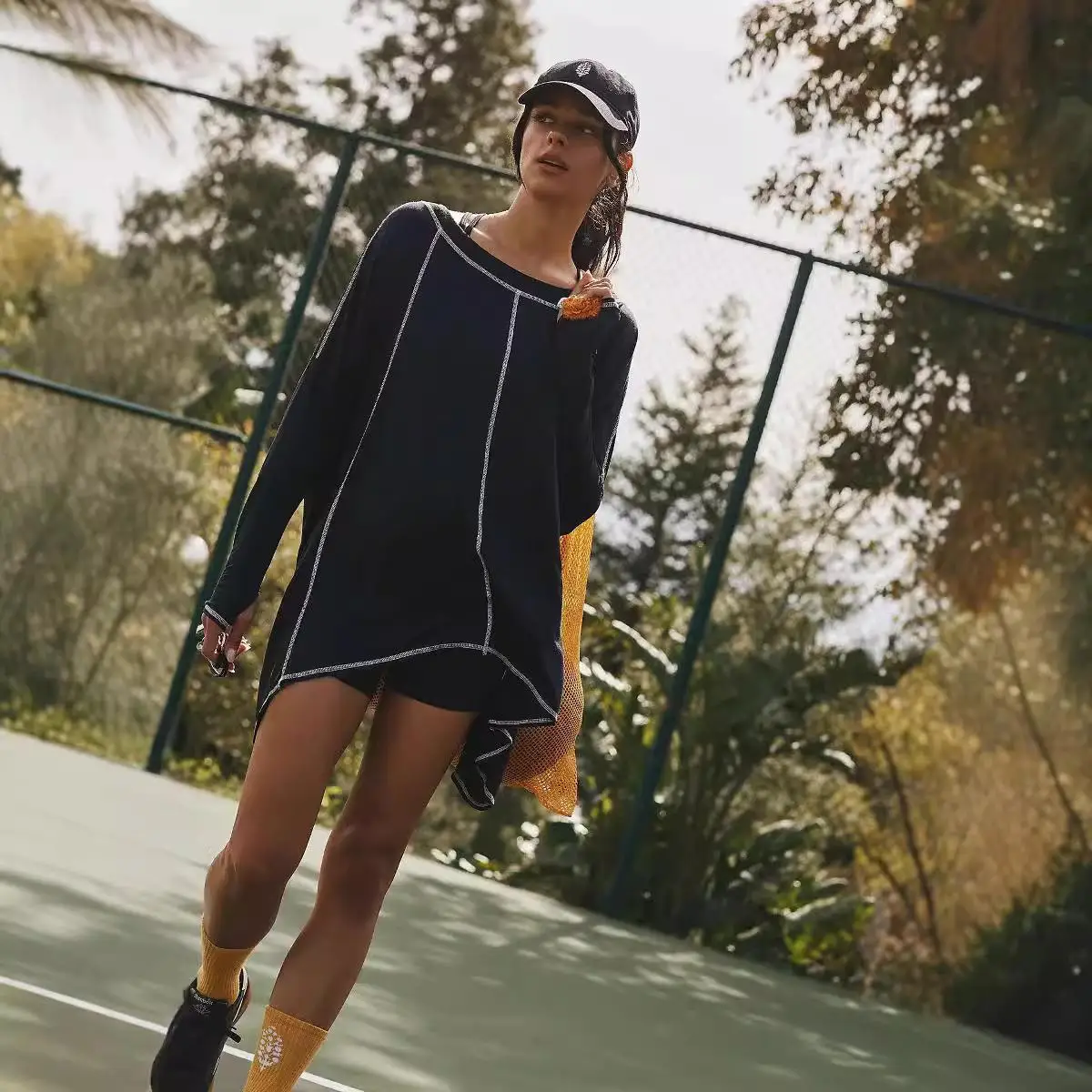 Women's Loose Sweatirt Personalized Decorative Line Top Long Sve Cosplay Costume Casual Comfortable Streetwear 
Women's Loose Sweatirt Personalized Decorative Line Top Long Sve Cosplay Costume Casual Comfortable Streetwear